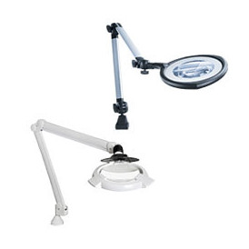 Lampe loupe sur bras articulé pour poste de travail